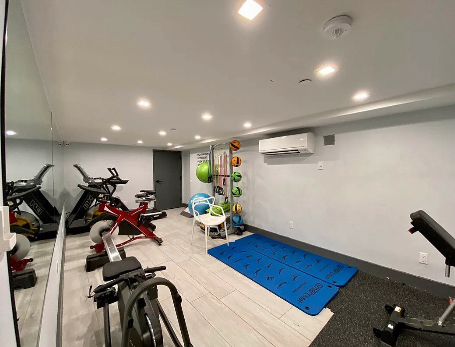 photo_2025-10-21_23-56-20