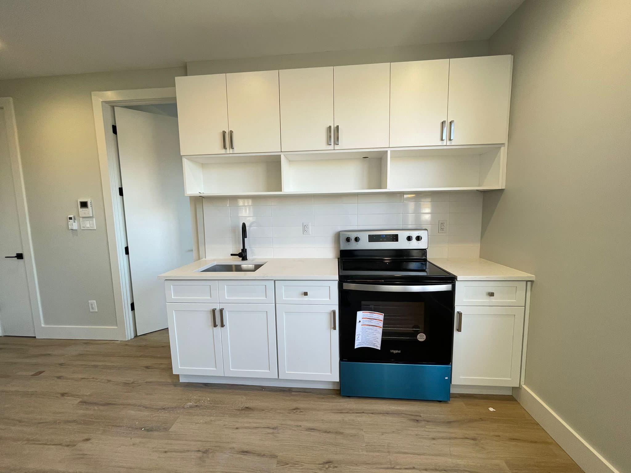 430 Belmont Ave, Unit #4A