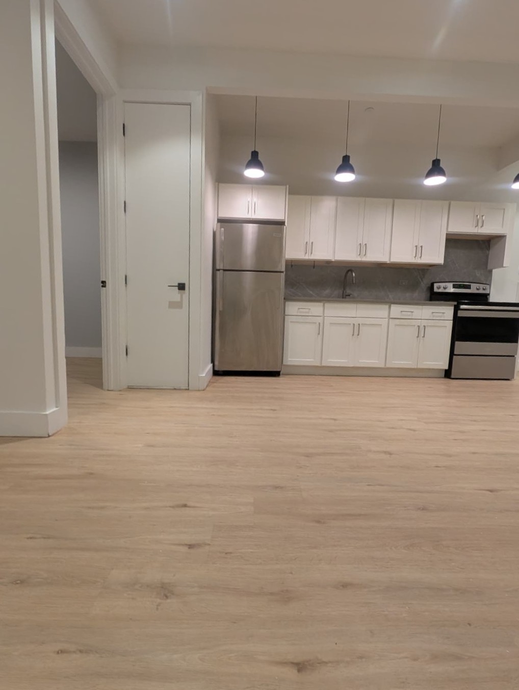 1613 Brooklyn Ave, Unit #207
